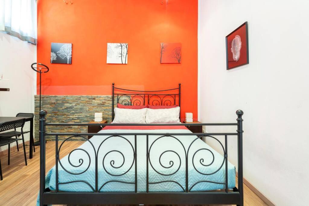 Central And Cozy Loft With Courtyard Bologna Exteriör bild